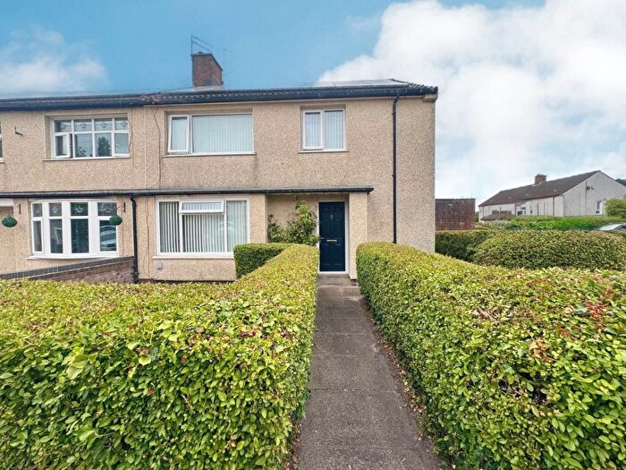 4 Bedroom Semi-Detached House For Sale In Colwall Road, Northwood, L33