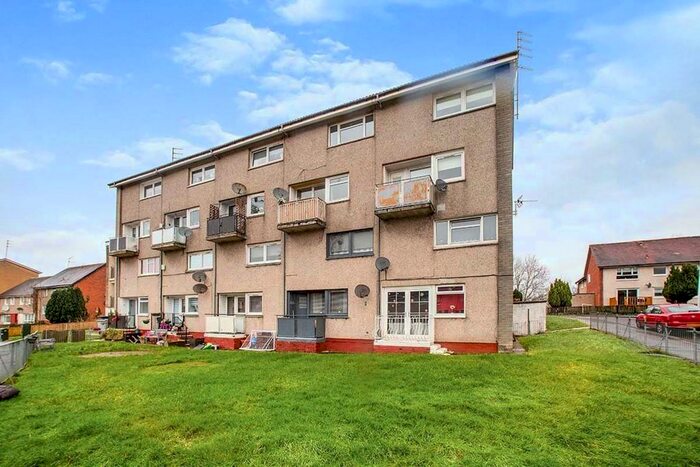 3 Bedroom Flat To Rent In Rutherglen, Glasgow, G73