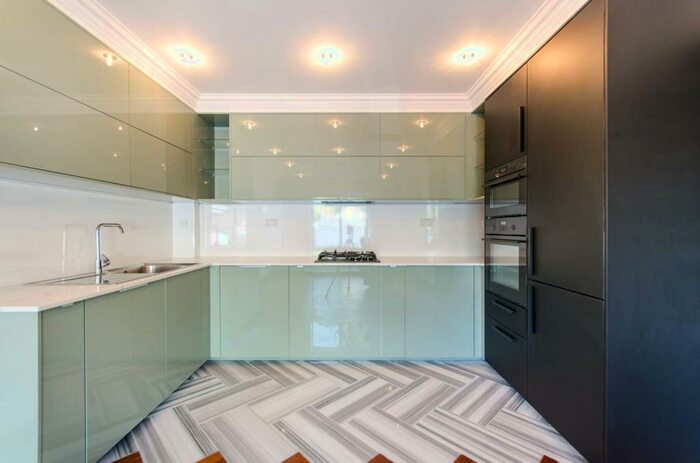 3 Bedroom Flat To Rent In West End Lane, Pinner, HA5