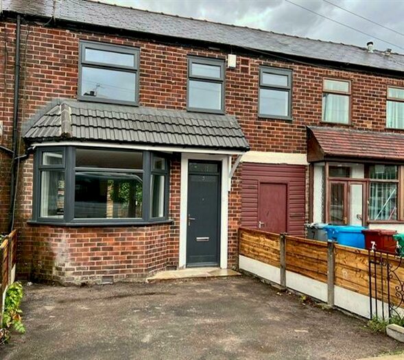 3 Bedroom Semi-Detached House To Rent In Morse Road, Manchester, M40
