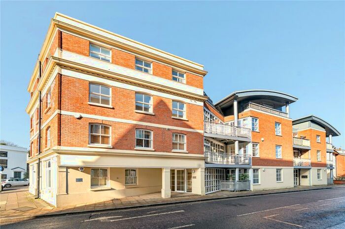 3 Bedroom Apartment To Rent In David Cowan House, Sussex Street, Winchester, Hampshire, SO23