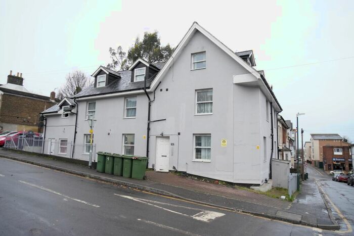 1 Bedroom Flat To Rent In Flat, Melville Road, Maidstone, ME15