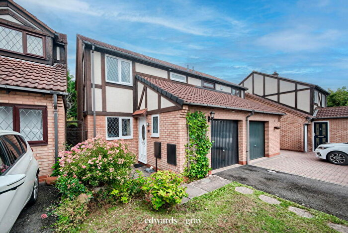 2 Bedroom Semi-Detached House For Sale In Tilesford Close, Monkspath, Solihull, B90