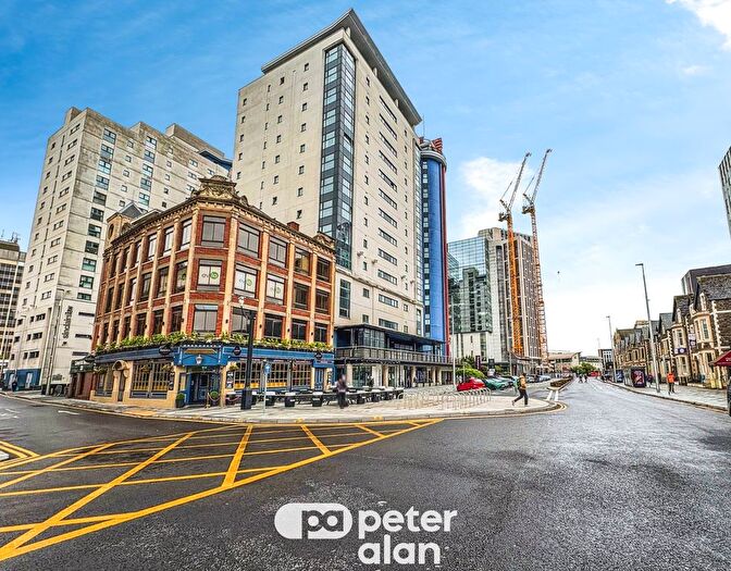 2 Bedroom Flat To Rent In Churchill Way, Cardiff, CF10