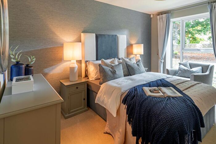 1 Bedroom Retirement Property To Rent In Haslemere Road, Liphook, Hampshire, GU30