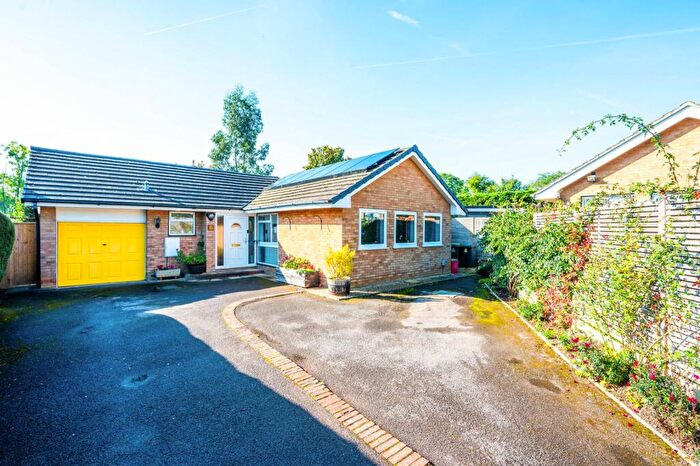 3 Bedroom Bungalow For Sale In The Paddocks, Wanborough, Guildford, GU3