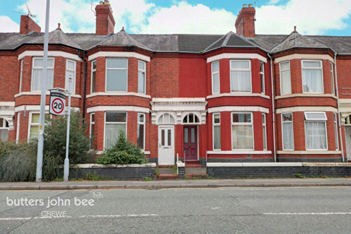 3 Bedroom Terraced House For Sale In Nantwich Road, Crewe, CW2