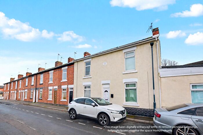 3 Bedroom End Of Terrace House For Sale In Deadmans Lane, Derby, DE24