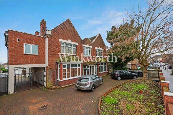 1 Bedroom Apartment To Rent In Philip Lane, London, N15