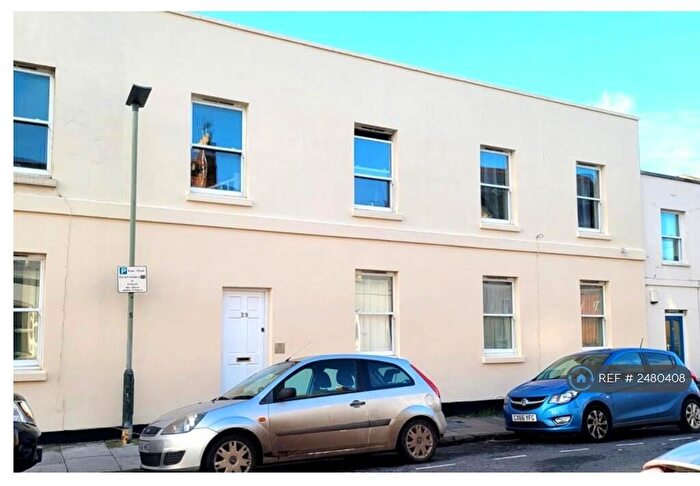3 Bedroom Flat To Rent In St. Pauls Street North, Cheltenham, GL50