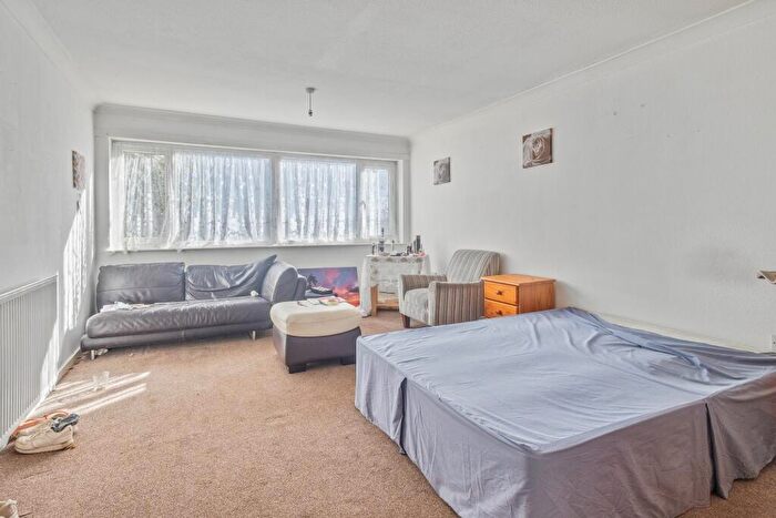 3 Bedroom End Of Terrace House For Sale In Balfour, Tamworth, B79