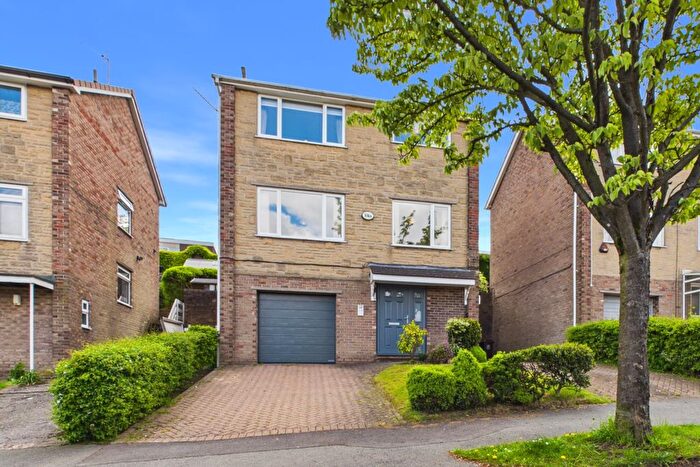 4 Bedroom Detached House For Sale In St Quentin Drive, Bradway, S17
