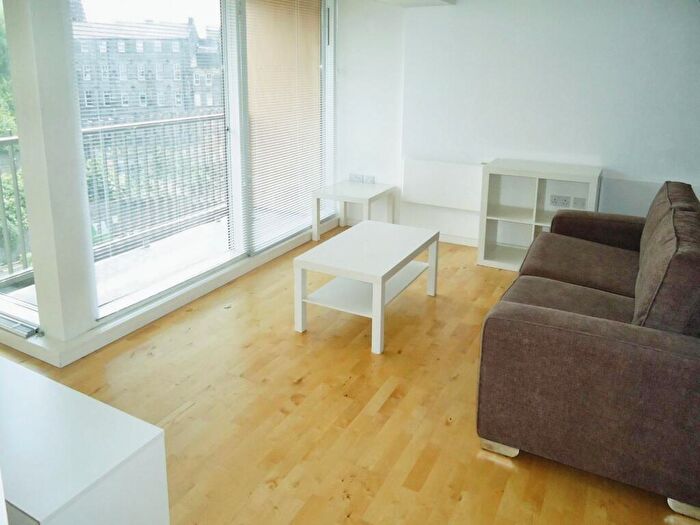 1 Bedroom Flat To Rent In The Avenue, Leeds, West Yorkshire, LS9
