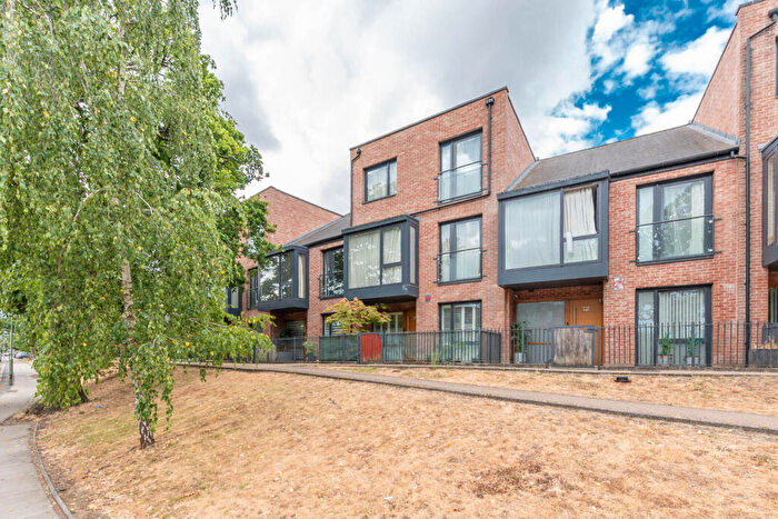 5 Bedroom Terraced House For Sale In Ruskin Parade, Stanmore, Edgware, HA8