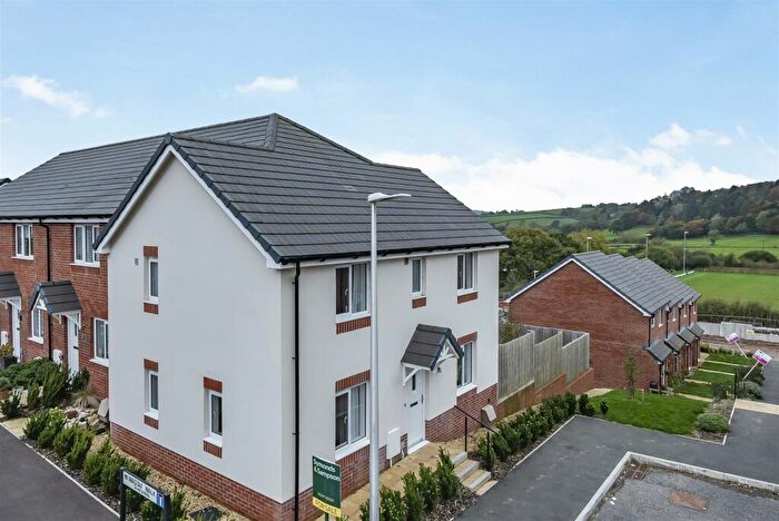 3 Bedroom End Of Terrace House For Sale In Chapel Way, Axminster, EX13