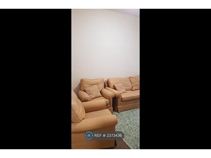 2 Bedroom Flat To Rent In Warton Terrace, Newcastle Upon Tyne, NE6