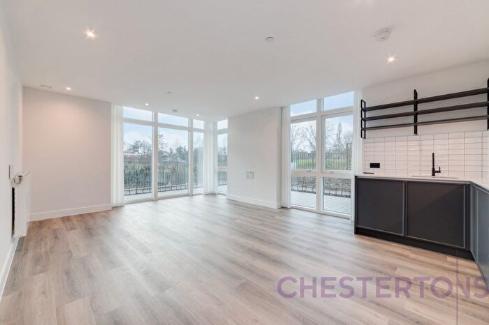 3 Bedroom Flat To Rent In Bufton House, Astell Road, SE3