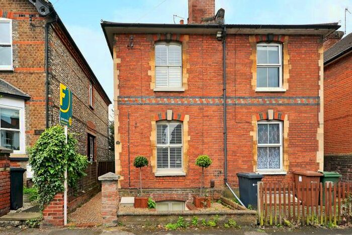 4 Bedroom Semi-Detached House To Rent In Dapdune Road, Guildford, GU1