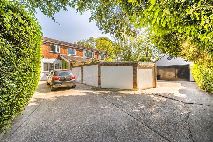 5 Bedroom Detached House For Sale In Frensham Way, Epsom, Surrey, KT17