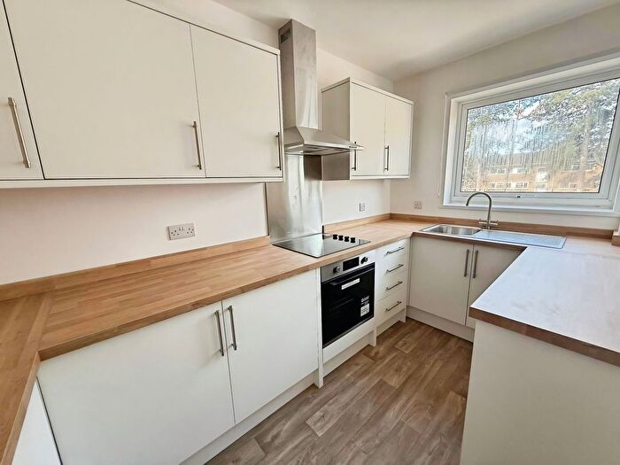 2 Bedroom Flat To Rent In Amanda Court, Peterborough, PE3