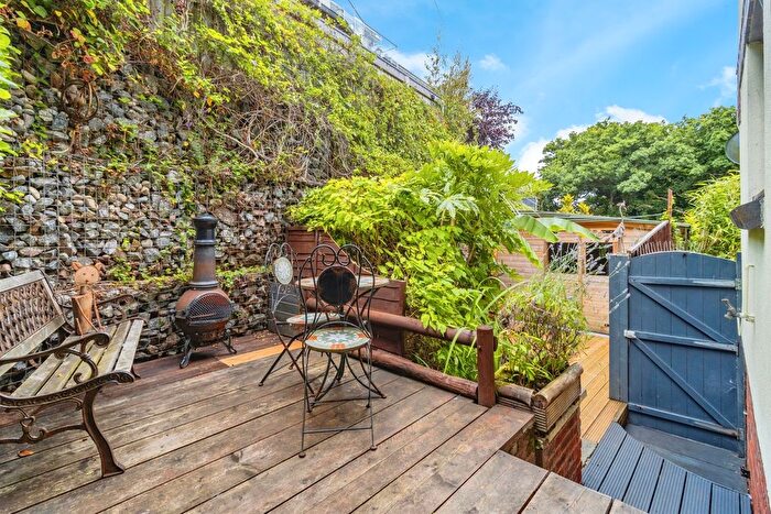 3 Bedroom End Of Terrace House For Sale In Mariners Way, Paignton, TQ3