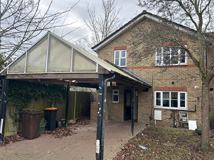 3 Bedroom End Of Terrace House For Sale In Hammonds Square, Snodland, ME6