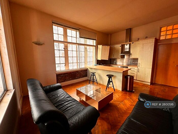 2 Bedroom Flat To Rent In Eastgate, Leeds, LS2