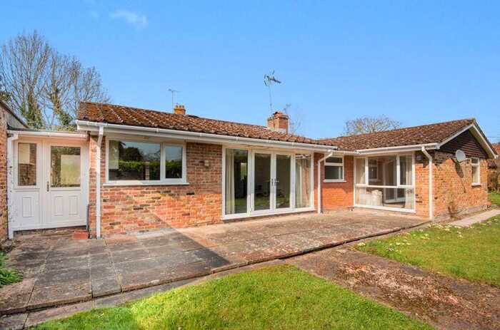 4 Bedroom Detached Bungalow For Sale In The Millham, West Hendred, OX12