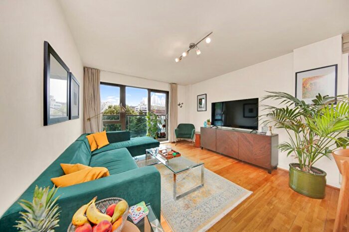 2 Bedroom Apartment To Rent In Fletcher Street, E1