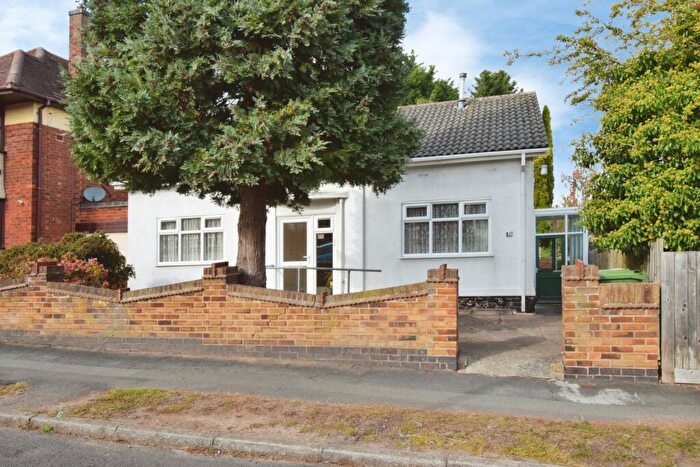 2 Bedroom Bungalow For Sale In Johnson Road, Leicester, Leicestershire, LE4
