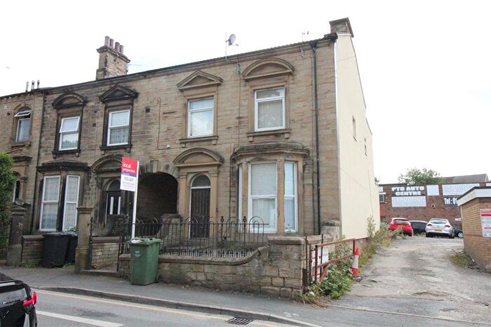 1 Bedroom Property To Rent In Union Street, Heckmondwike, WF16