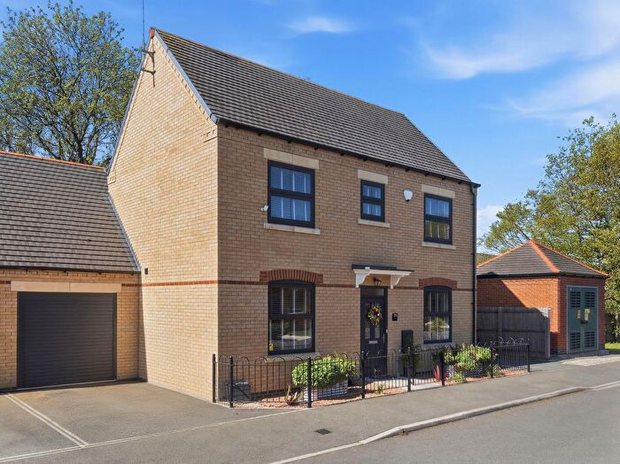 3 Bedroom Detached House For Sale In Goransson Walk, Rhodesia, S80
