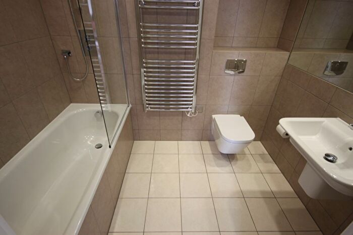 1 Bedroom Flat To Rent In Parkside Avenue, London, SE10