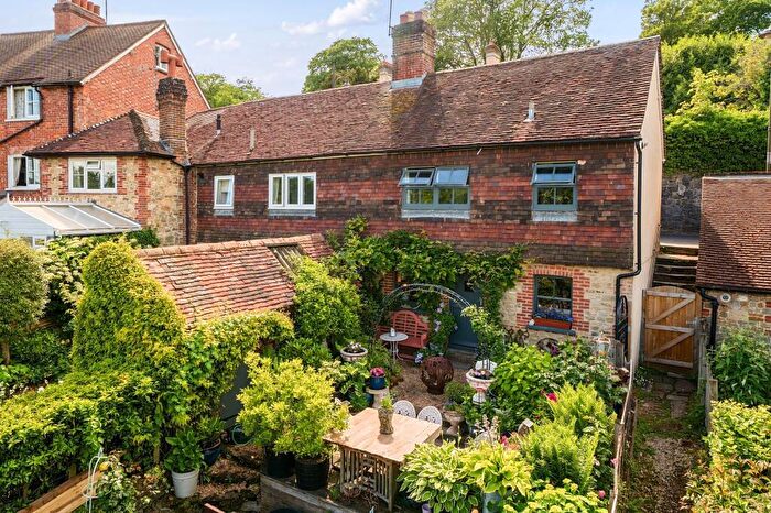 2 Bedroom Town House For Sale In North Street, Petworth, GU28