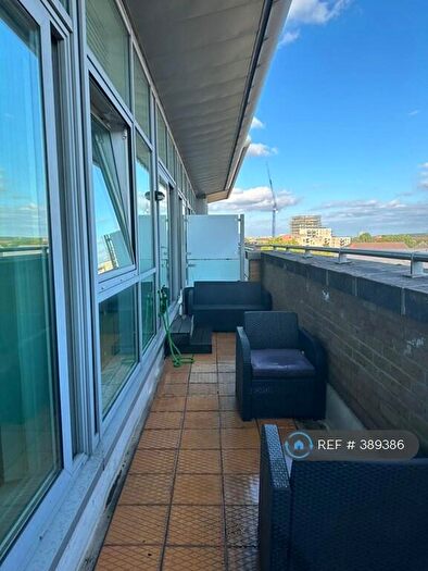 2 Bedroom Penthouse To Rent In Argyll Road, Woolwich London, SE18