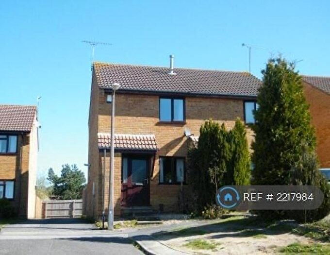 2 Bedroom Semi-Detached House To Rent In Chalbury Close, Poole, BH17