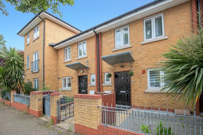 2 Bedroom Terraced House To Rent In Merriam Avenue, London, E9