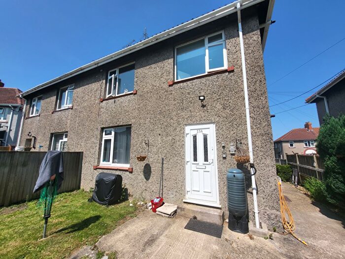 1 Bedroom Flat To Rent In Pitman Avenue, Trowbridge, BA14