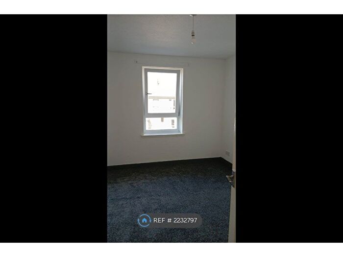 3 Bedroom Flat To Rent In Ardgour Road, Kilmarnock, KA3