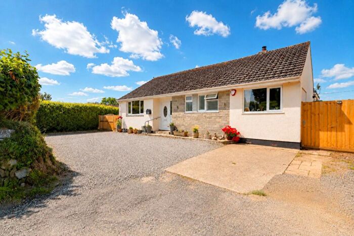 3 Bedroom Bungalow For Sale In Eastacombe, Barnstaple, Devon, EX31