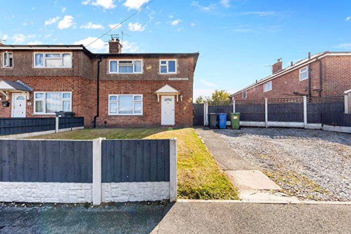 3 Bedroom End Terrace House For Sale In Grisedale Avenue, Warrington, WA2