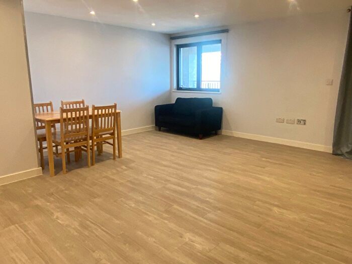 3 Bedroom Flat To Rent In London Road, Wembley, HA9