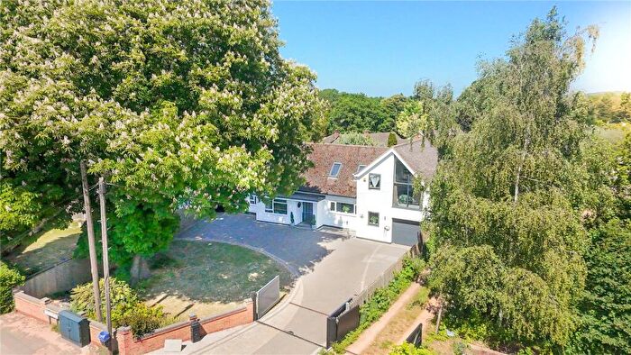 4 Bedroom Detached House For Sale In High Street, Yelvertoft, Northamptonshire, NN6