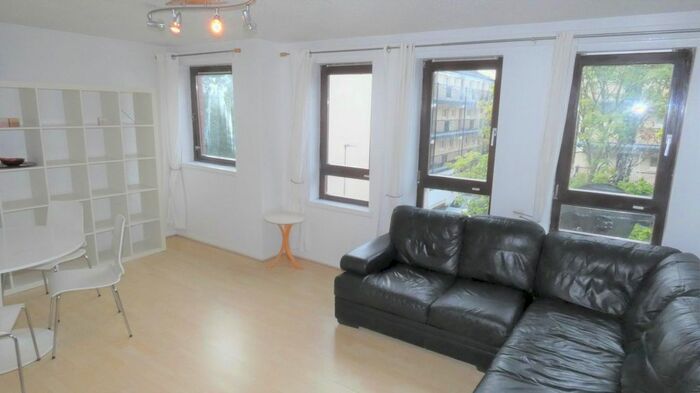 2 Bedroom Flat To Rent In Drygate, Dennistoun, Glasgow, G4