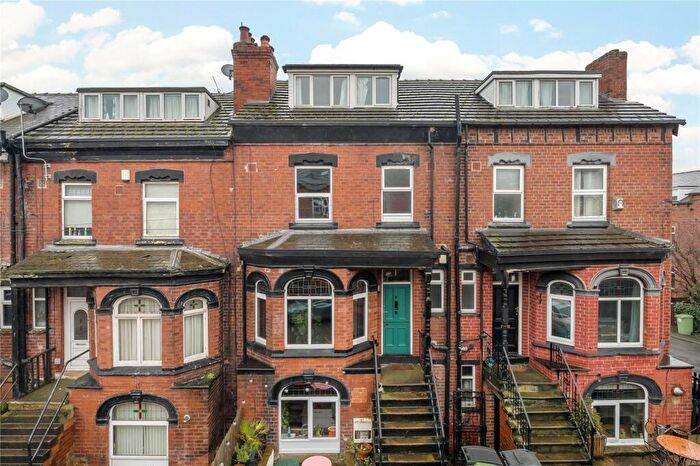 3 Bedroom Terraced House For Sale In Methley Mount, Chapel Allerton, Leeds, LS7