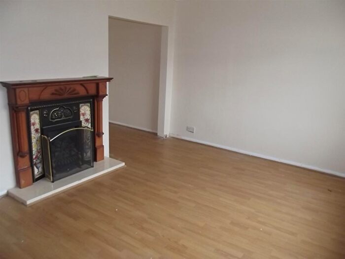 3 Bedroom Semi-Detached House To Rent In Staverton Road, Nottingham, NG8