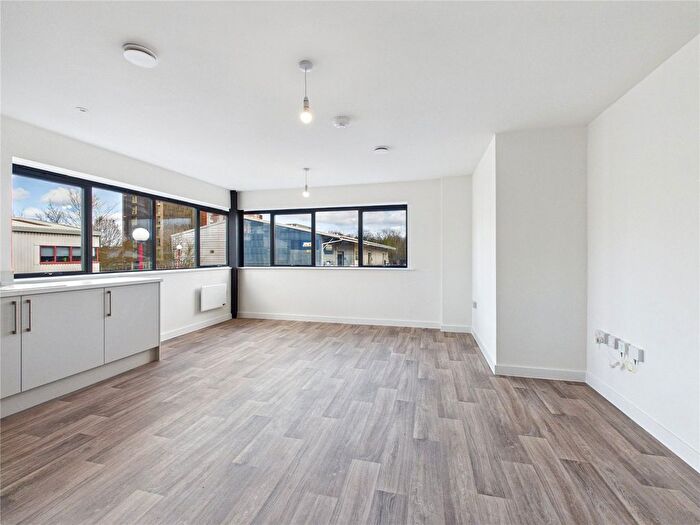 1 Bedroom Flat To Rent In Hawkins Road, Colchester, Essex, CO2