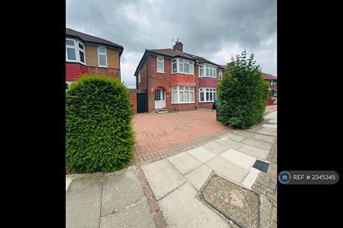 3 Bedroom Semi-Detached House To Rent In Cumbrian Gardens, London, NW2