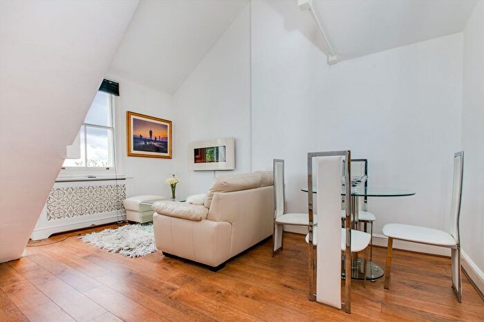 1 Bedroom Flat To Rent In Holland Road, Holland Park, W14