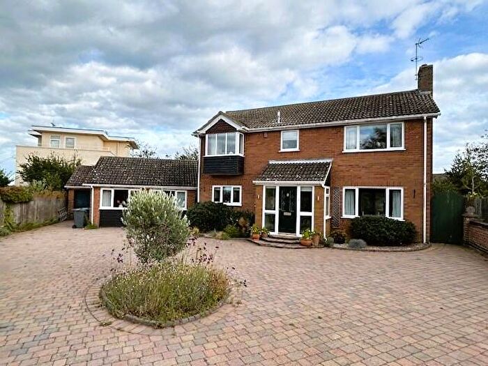 4 Bedroom House For Sale In Bawdsey Close, Felixstowe, IP11
